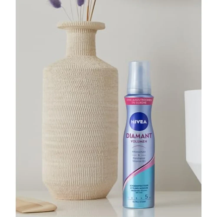 NIVEA Schaum Diamond Volume Care 150ml, Haarstyling mit Panthenol und Vitamin B3, Volumen und Glanz, elastischer Halt bis zu 24 Stunden – Bild 5