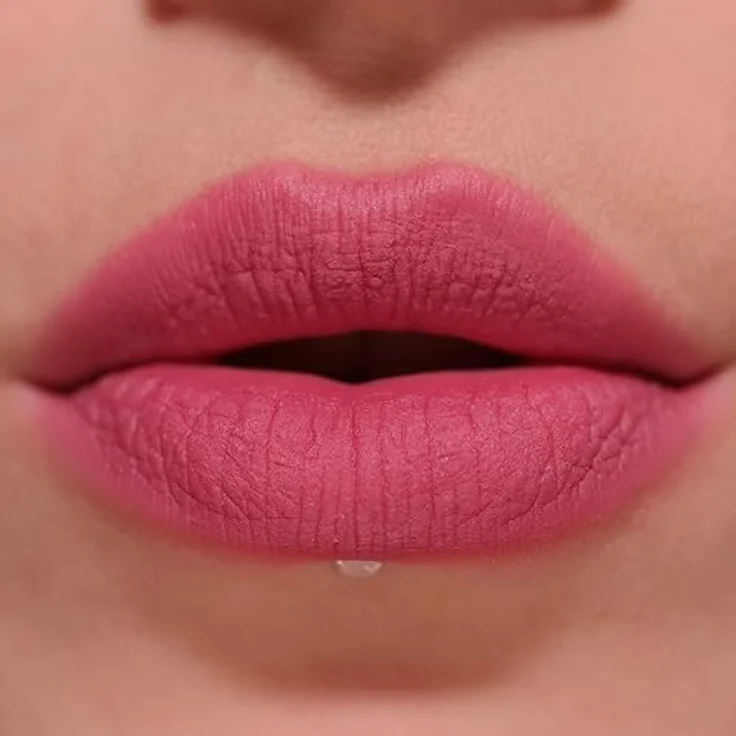 Revolution Beauty London Air Blur Matt Flüssiger Lippenstift - Langanhaltende Lippenfarbe - Vegan & Cruelty-Free - Sultry Deep Mauve - 3.5ml – Bild 5