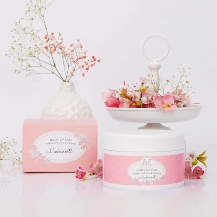 BadeFee Körpercreme "Liebevoll" 200ml, pflegende Body Lotion mit Aloe Vera, Kakao- und Sheabutter, vegan, ohne Mikroplastik, Made in Germany – Bild 3