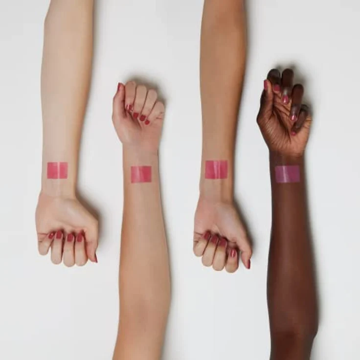 essence TICKET FOR... a kiss tinted Lippenbalsam 3 g Nr. 01 – Bild 6