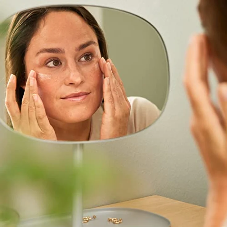 WELEDA Bio Wildrose Glättende Augenpflege, Naturkosmetik Augencreme gegen Falten, Augenringe und Hautalterung im Gesicht für Männer und Frauen (1 x 10 ml) – Bild 5