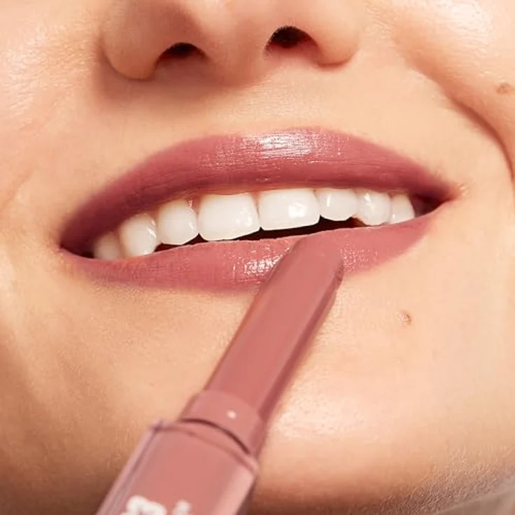 3INA The Color Lip Glow Lippenstift, 1,6 g - Nr. 503 Nude Pink, farbintensiver Pflegebalsam mit glänzendem Finish – Bild 6