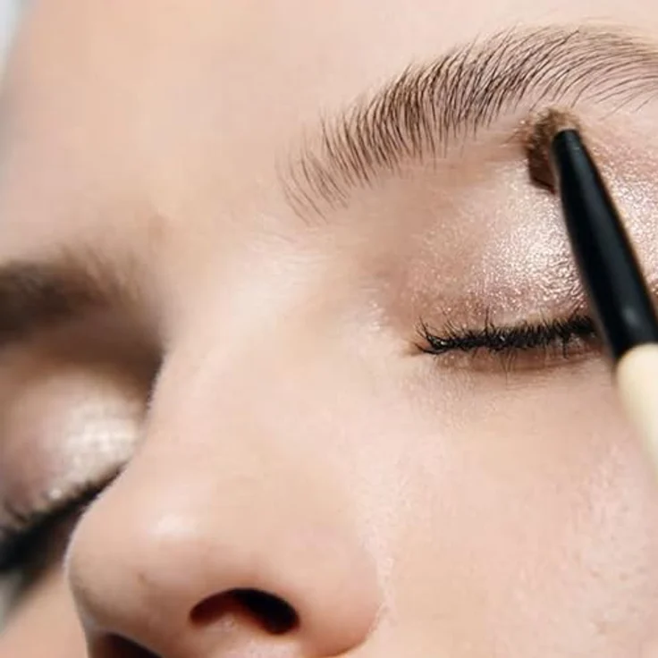Bobbi Brown Luxe Eye Shadow Metallic-Lidschatten Farbton HEAT RAY, 1,8 g, langanhaltende und leicht aufzutragende Formel mit Metallic-Effekt – Bild 6