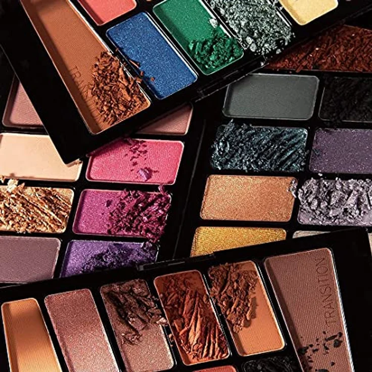 Wet n Wild - Lidschatten Palette Make-up, 10 hochpigmentierte Farben - Mix aus Schimmer + Matt in einer Lidschattenpalette - Myglamour Squad 5 g – Bild 7