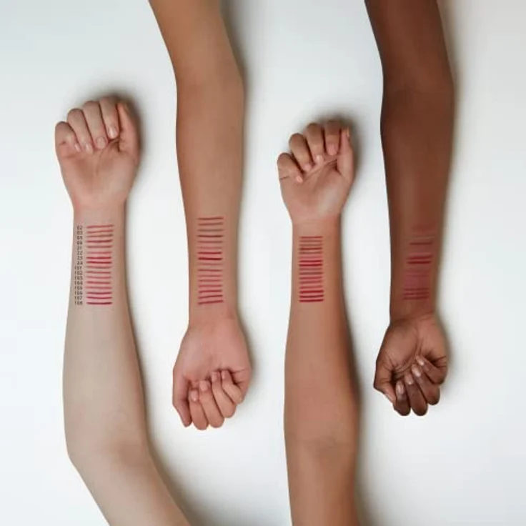 essence soft & precise LIP PENCIL, Lippenkonturenstift, weich & präzise, langanhaltend, Nr. 24 fierce, rot, langanhaltend, farbintensiv, natürlich, vegan, Nanopartikel frei (0,78g) – Bild 4