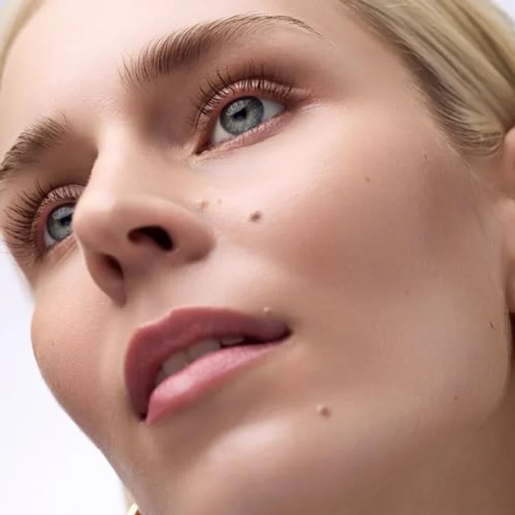 Catrice Glam & Doll Volume Brown Mascara Waterproof, Braun, volumengebend, definierend, verlängernd, matt, vegan, wasserfest, ohne Mikroplastikpartikel, Nanopartikel frei, 1er Pack (10ml) – Bild 5
