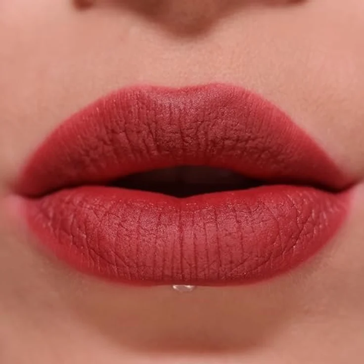 Revolution Beauty London Air Blur Matt Flüssiger Lippenstift - Vegan & Cruelty-Free - Dreamy Red - 3.5ml – Bild 5