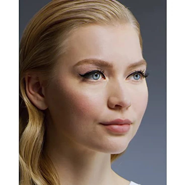 L'Oréal Paris Matte Signature Eyeliner 02 Blue, blauer Eyeliner mit Präzisionspinsel für einen präzisen Lidstrich, wisch- und wasserfest, 3 ml – Bild 5