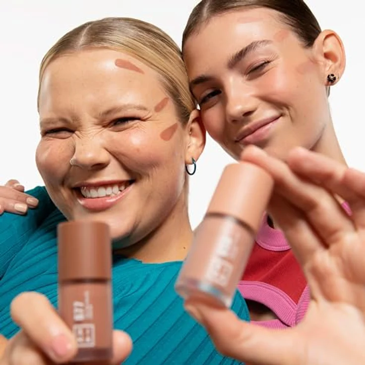 3INA The No-Rules Cream Blush, 8 ml in Sand - Cremiger Multifunktions-Rouge für Lippen, Wangen und Augenlider – Bild 4