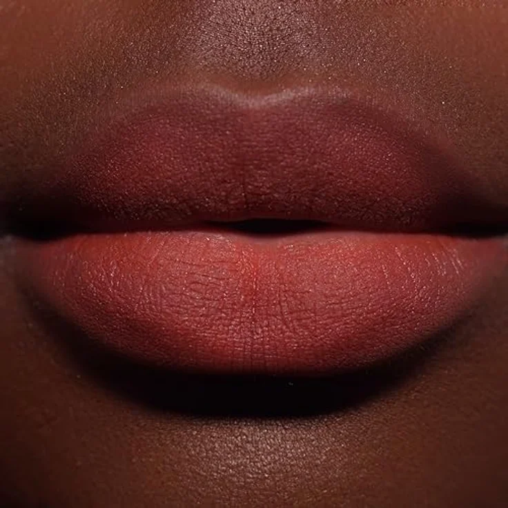 Revolution Beauty London Air Blur Matt Flüssiger Lippenstift - Lang anhaltende Lippenfarbe - Vegan & Cruelty-Free - Peachy Light Pink - 3.5ml – Bild 4