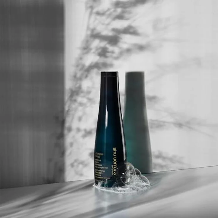 Shu uemura Ultimate Reset Extreme Repair Shampoo empfohlen für geschädigtes Haar 300 ml – Bild 6