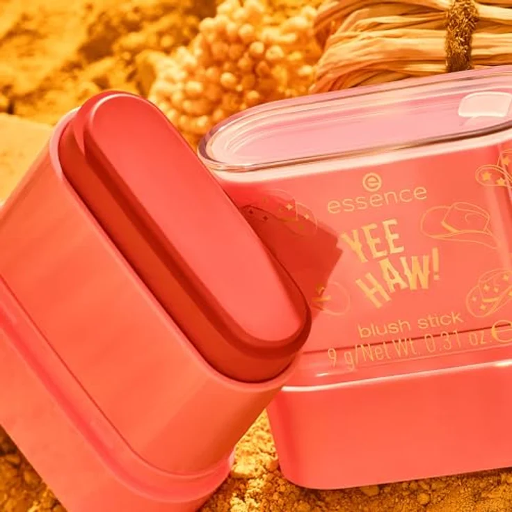 essence YEE HAW! mattes cremiges Rouge Stift, Farbton 01 Wild Heart, Country Soul, 9 g, vegan, langanhaltend – Bild 3