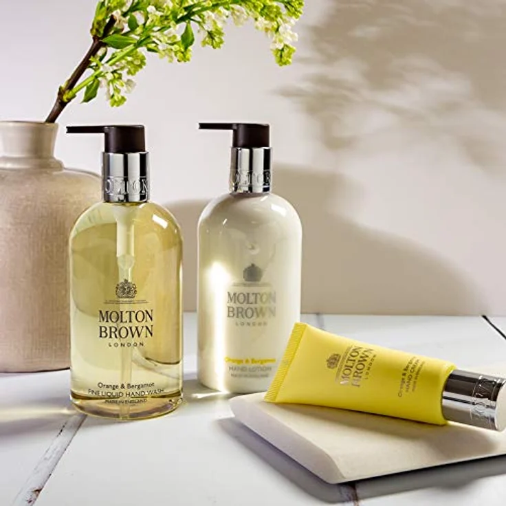 Molton Brown Orange und Bergamot Handlotion 300ml – Bild 5