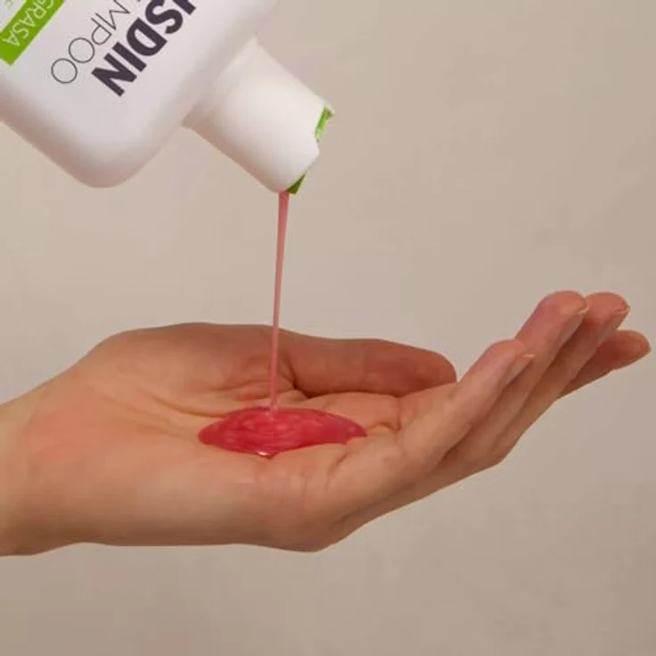 ISDIN Nutradeica Anti-Schuppen Shampoo (400ml) | Reduziert überschüssiges Sebum | Lindert Juckreiz und reduziert Schuppen – Bild 3