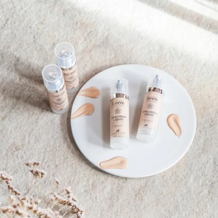 Lavera Hyaluron Liquid Foundation 30 ml Nr. 02 - Cool Ivory – Bild 5