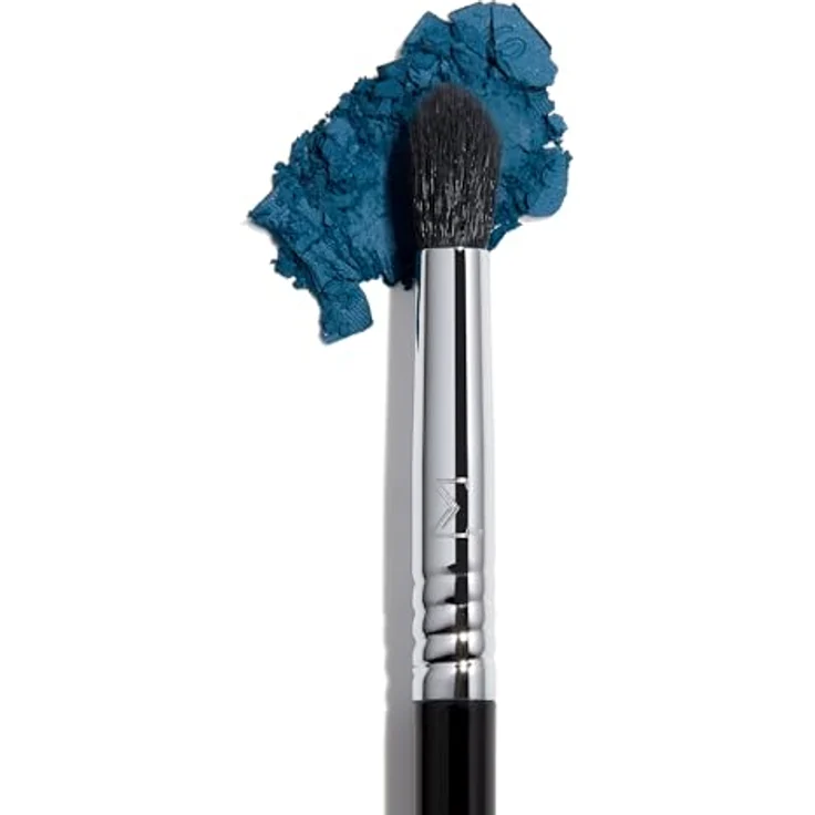 Sigma Beauty E45 Blending Brush, abgewinkelter Lidschattenpinsel mit ultraweichen Synthetikborsten für präzisen Farbauftrag und nahtloses Verblenden – Bild 3