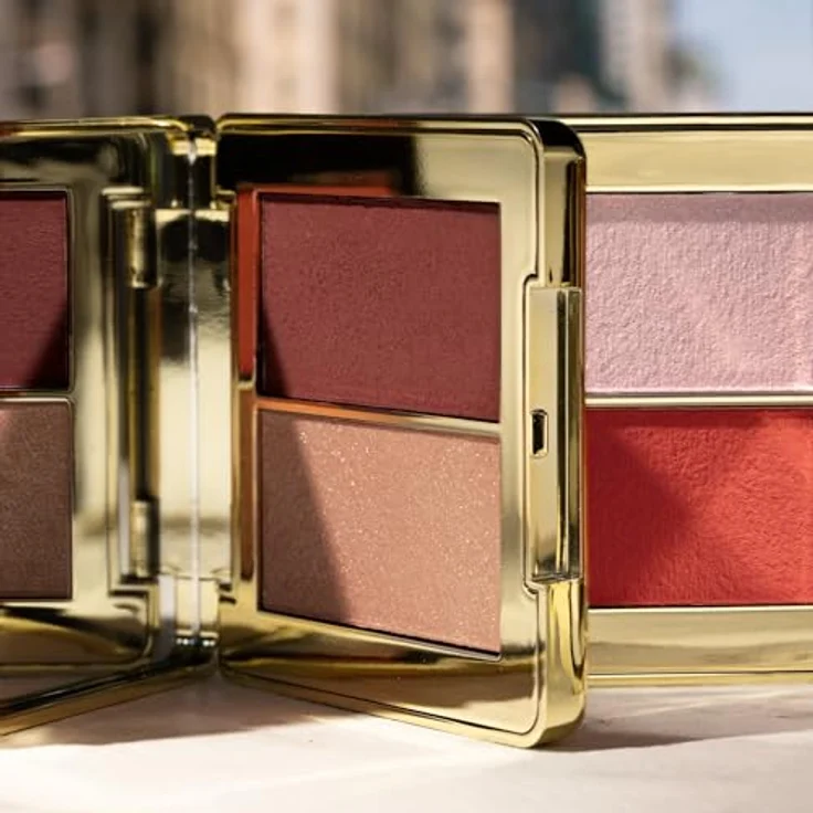 Catrice SPRING AND THE CITY Eye & Cheek Glow Complex Blush 6,4 g C02, Cherry Glow & Skyline Views - 2-in-1 Palette mit Highlighter und semi-mattem Blush – Bild 8