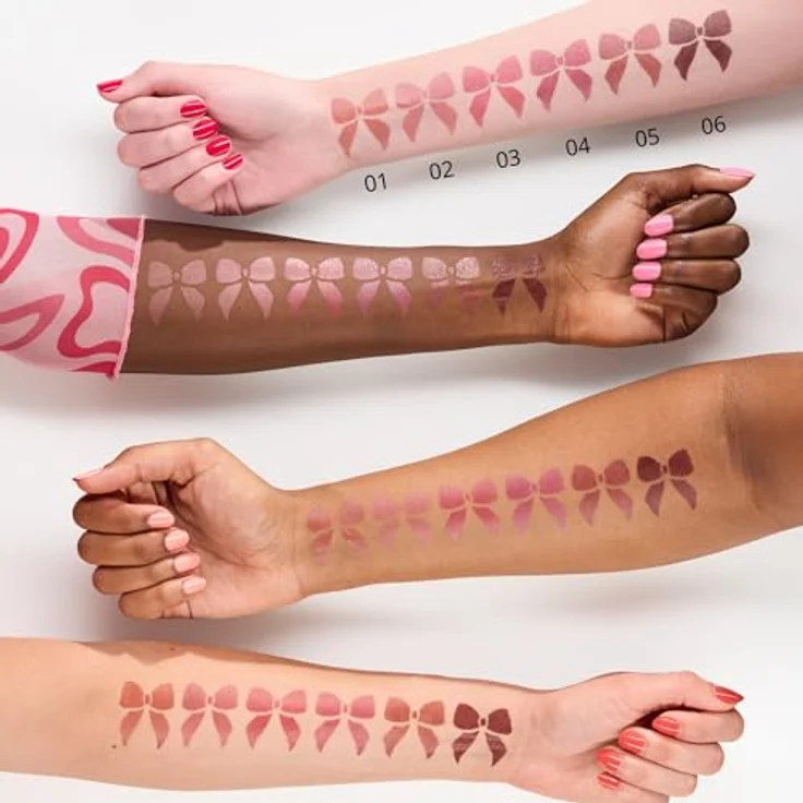 essence satin GLOW cremiger Lippenstift, Satin-Finish in Farbton 02 Blushin It, 3.5 g, hochpigmentierte, vegan und glutenfreie Formel – Bild 4