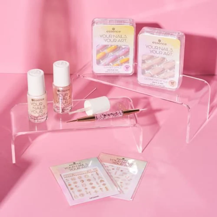 essence YOUR NAILS. YOUR ART. iridescent Nagelüberlack 8 ml The Cherry On The Nails – Bild 2