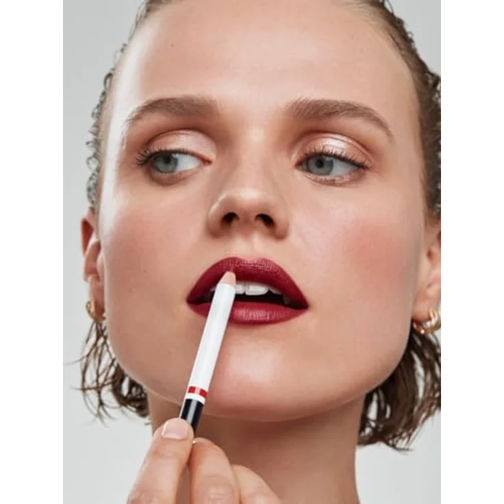 Und Gretel Lustec Lip Contouring Styler, Lipliner mit matt-sattem Finish, 14 g, VELVET RED 09 – Bild 4