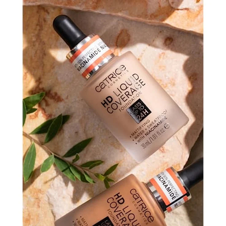 Catrice HD Liquid Coverage Foundation, Nr. 010, Nude, langanhaltend, mattierend, vegan, ölfrei, wasserfest, 3er Pack (3x30ml) – Bild 5