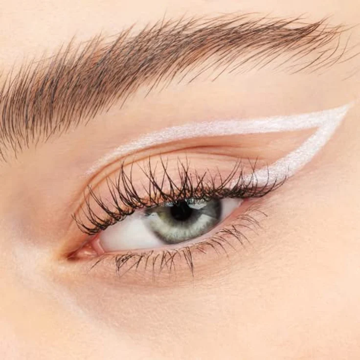 essence STAY & PLAY GEL EYELINER, Nr. 04, Weiss, langanhaltend, hochpigmentiert, vegan, wasserfest, ohne Mikroplastikpartikel, Nanopartikel frei, 1er Pack (1.3g) – Bild 5