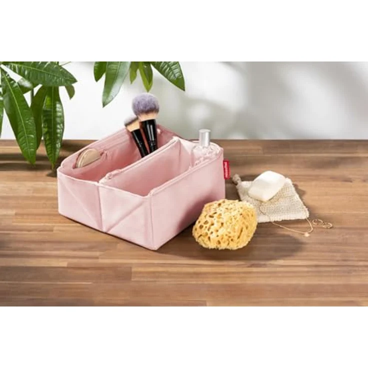 REISENTHEL® Beautycase fold case twist blush, Boxy Cosmetic-Case mit 1.5 L Volumen, wasserabweisend, praktischer Reißverschluss-Trageriemen – Bild 6