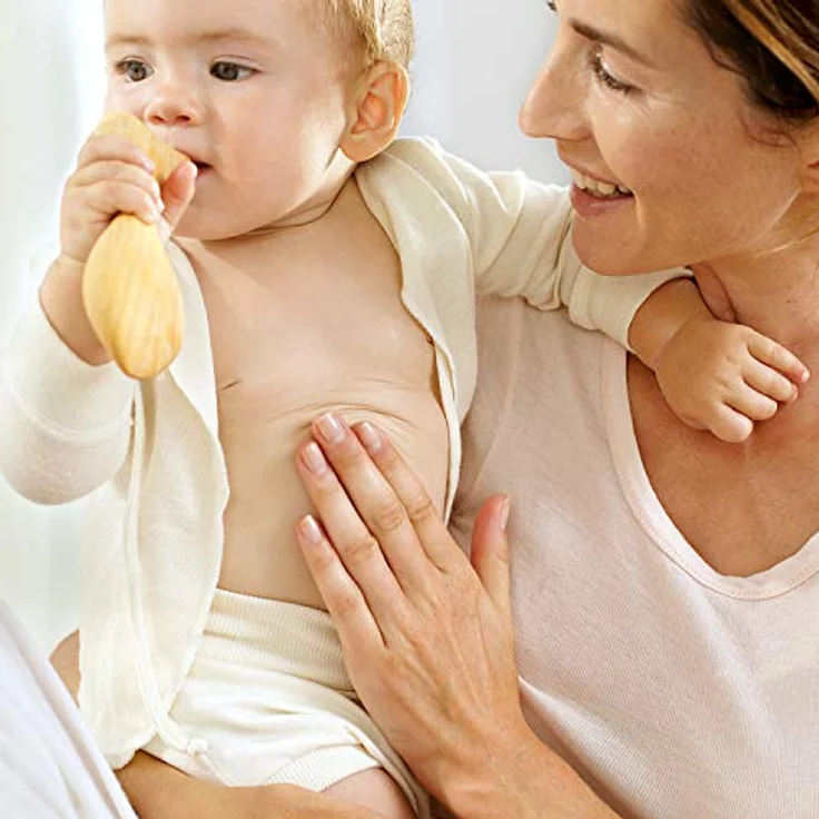 Weleda Baby Calendula Oil Schützendes und nährendes Ringelblumenöl 200 ml – Bild 3