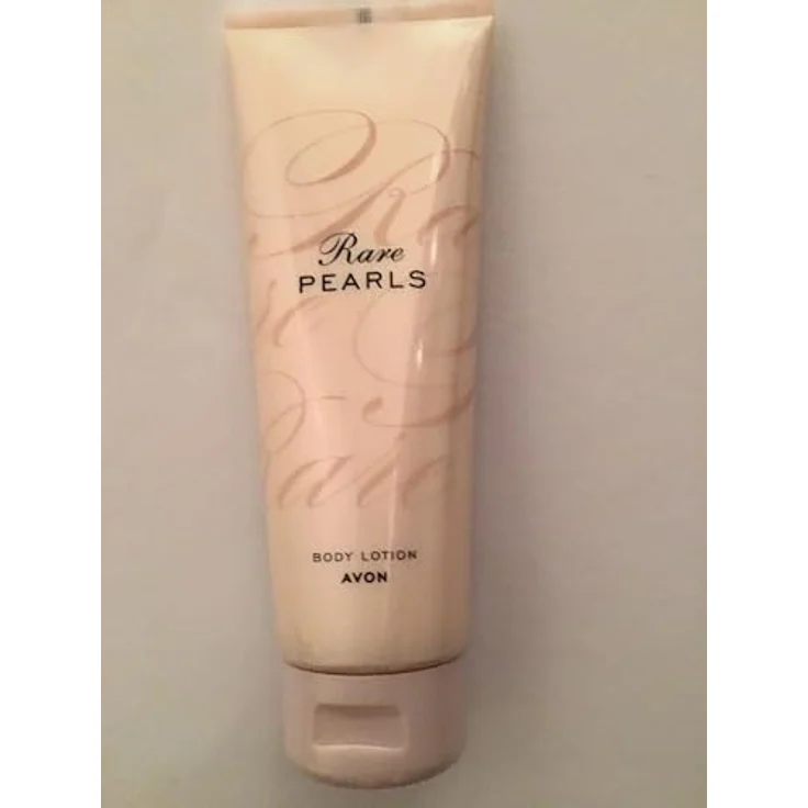Avon Rare Pearls, parfümierte Bodylotion für Damen, 125 ml, spendet langanhaltende Feuchtigkeit und zieht schnell ein – Bild 2