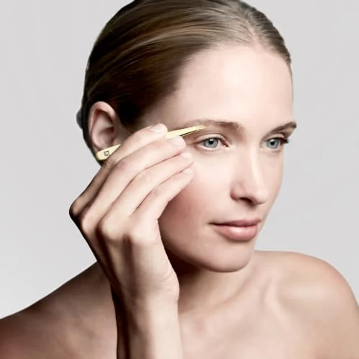 Zwilling Premium Gold Schräge Pinzette, präzise Handhabung für feine Härchen, goldfarbig – Bild 2