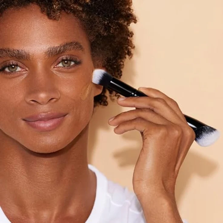 Kevyn Aucoin Women's The Duet Foundation-Pinsel, 1 Stück - Doppelendiges Design, präzise Grundierung und schonendes Verblenden, softes Kunsthaar – Bild 5