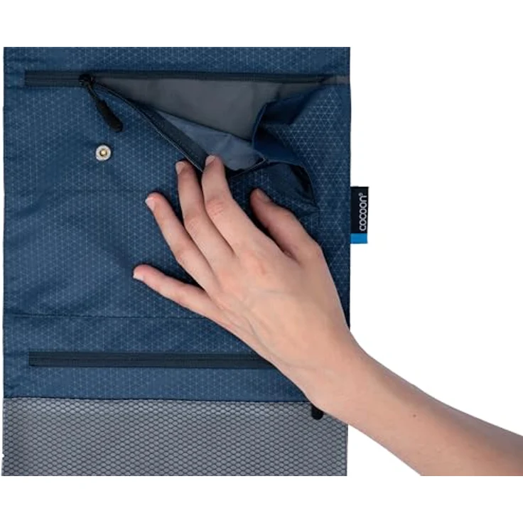 Cocoon Minimalist, Necessaire für Reisen mit herausnehmbarer Plastiktasche, blau – Bild 7