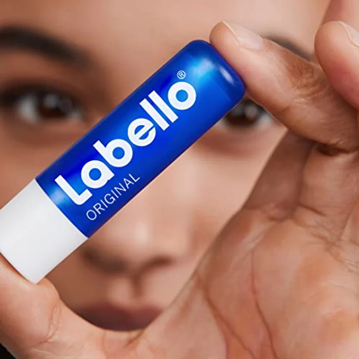 Labello Original Lippenpflegestift (5,5 ml), feuchtigkeitsspendend mit Shea Butter und natürlichen Ölen, farbloses Finish ohne Mineralöle – Bild 4