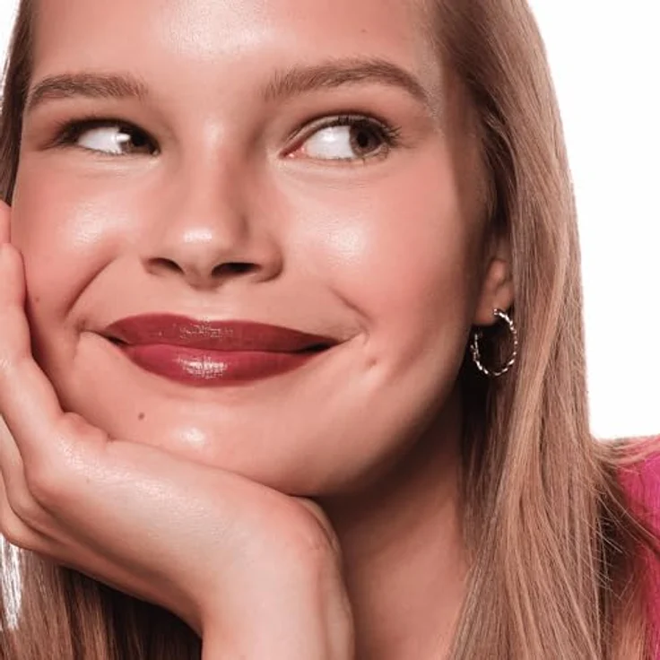 essence hydra kiss LIP TINT, Nr. 05, Braun, langanhaltender, veganer Lippenstift im 3er Pack, natürliche Färbeeffekt, glänzende Textur, ohne Parabene und Mikroplastik – Bild 5