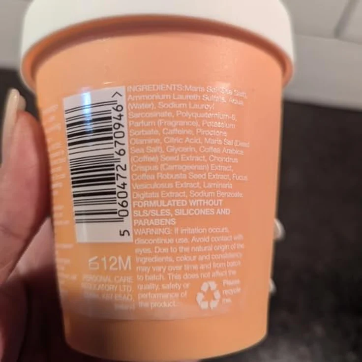 Umberto Giannini Grow Long Scalp Scrub, Kopfhautpflege mit natürlichen Exfolianten und Caffein-Gro-Complex, 250 g – Bild 2