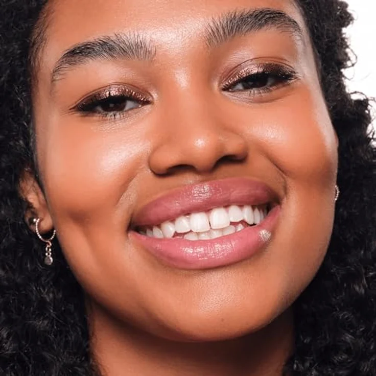 essence COLOUR it! Metallic Eyeliner, Farbton 01 Burnished Bronze, 3 ml, veganer Flüssig-Eyeliner mit präzisem Applikator für intensive Linien – Bild 6