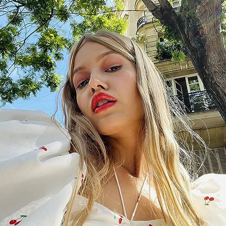 Vivienne Sabó Le Grand Volume Lippenkonturenstift, Farbton 01, 1.35 g, vegan mit langanhaltender, cremiger Textur – Bild 7