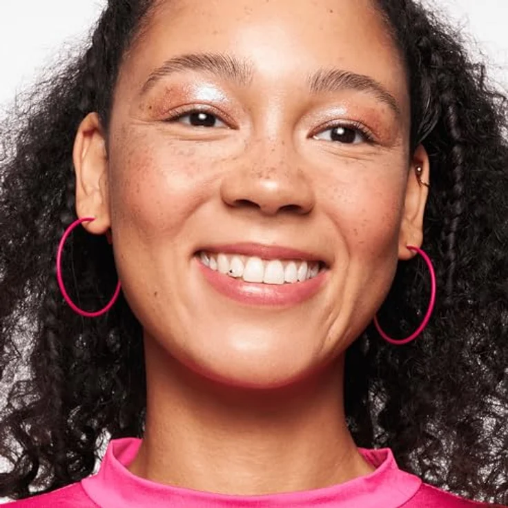 essence cosmetics BABY GOT GLOW liquid highlighter, Nr. 30 Gold, definierend, Expressergebnis, glänzend, vegan, ölfrei, ohne Parabene, ohne Mikroplastikpartikel 10ml – Bild 5