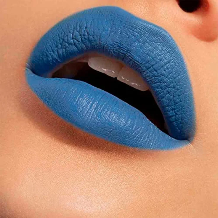 3INA The Lipstick Lippenstift, 4,5 g, hohe Deckkraft, Farbe Blau, Soft-Touch-Magnetverpackung – Bild 3