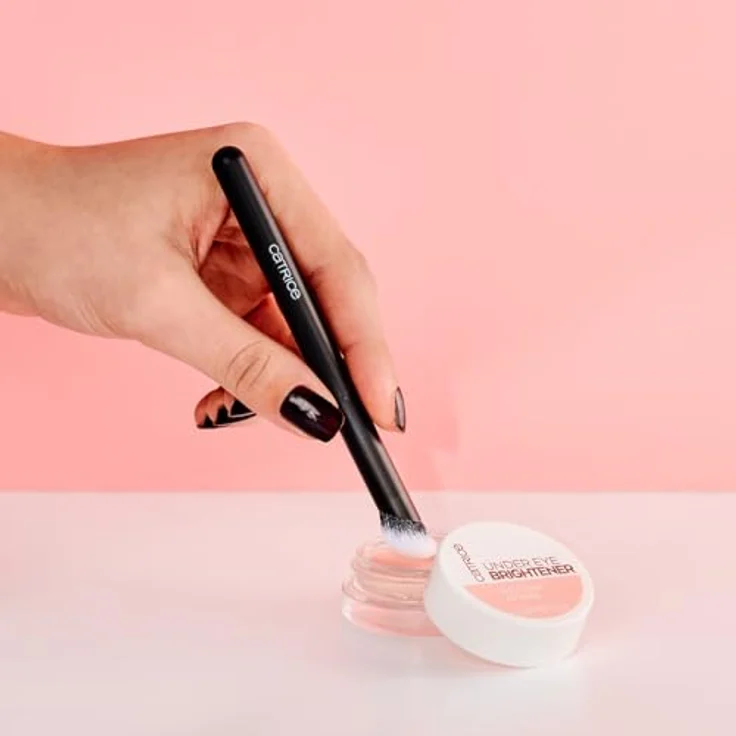 CATRICE Under Eye Concealer Brush, präziser Concealerpinsel für flüssige und cremige Texturen, schwarzer Griff – Bild 4