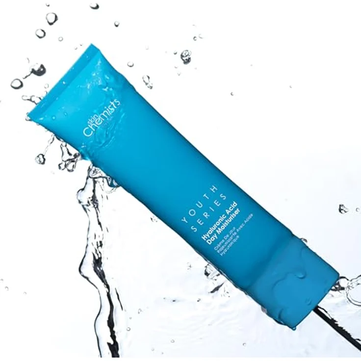 Skin Chemists HYALURONIC ACID Day Moisturiser 50 ml | Leichte Feuchtigkeitspflege für strahlenden Glanz - Nährt und schützt Hautbarriere - Wichtige Wirkstoffe für gesunden Teint – Bild 2