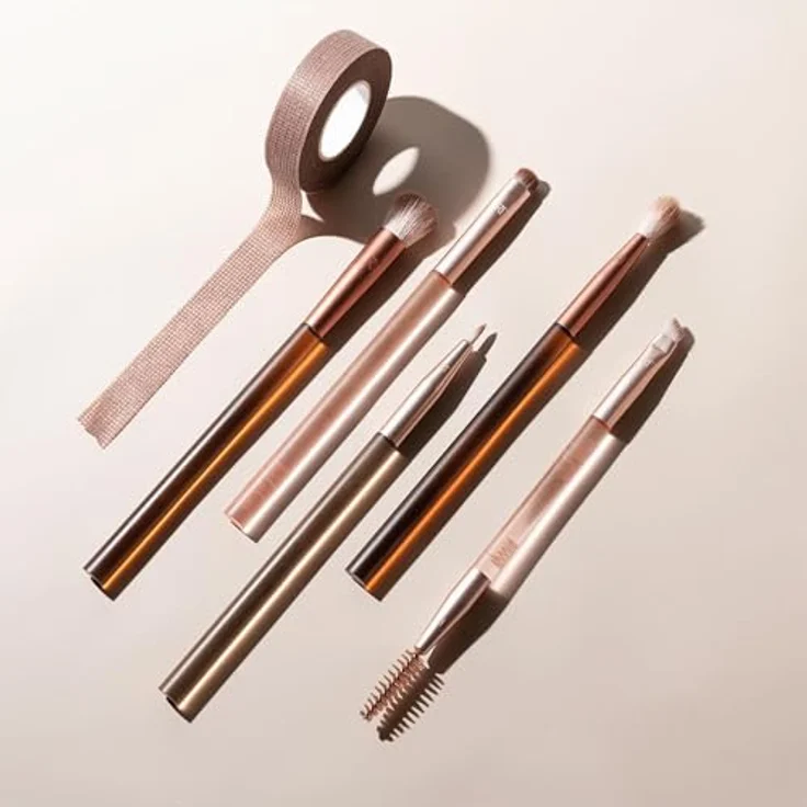 Real Techniques New Nudes Daily Swipe Eye Kit, 7 Piece Set, Synthetic Bristles, Cruelty-Free & Vegan, Makeup Brushes For Eyeshadow, Liner, & Brows, Makeup Tape, Natural Or Smokey Makeup Look – Bild 5