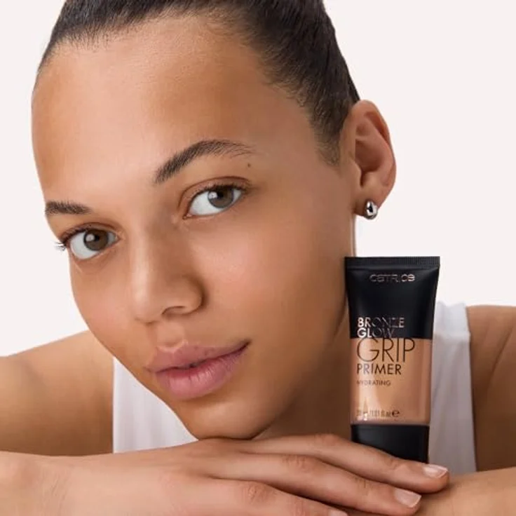 Catrice Bronze Glow Grip Primer, Make-up-Primer mit feuchtigkeitsspendender Hyaluronsäure, 30 ml, warmem Bronzeton – Bild 6