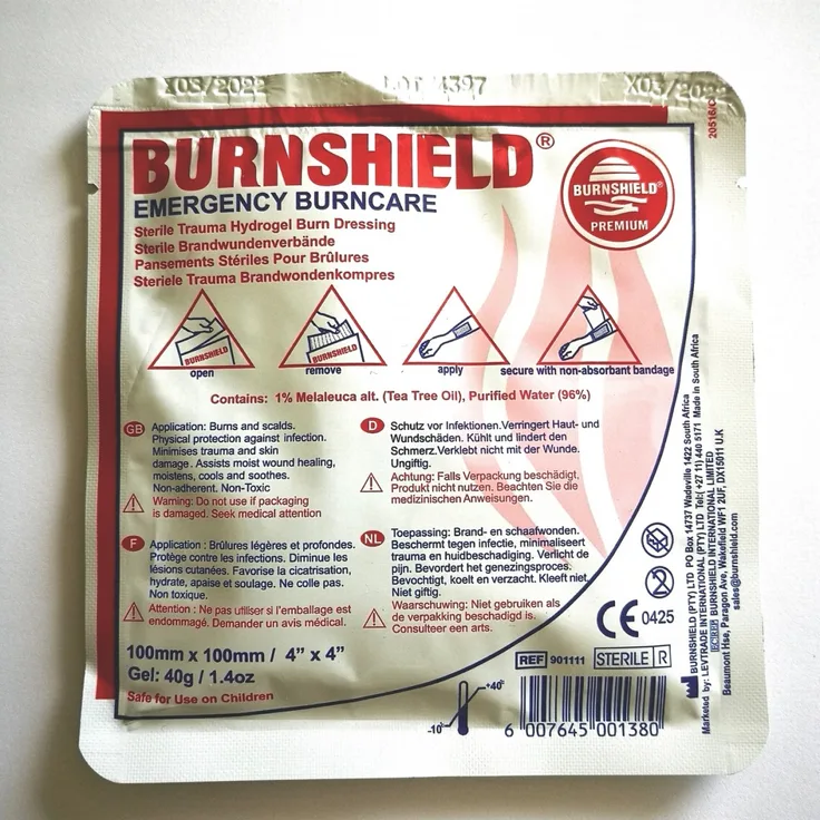 Leina Burnshield Hydrogelverband 10 cm x 10 cm, zur Erstversorgung bei Verbrennungen u. Sonnenbrand