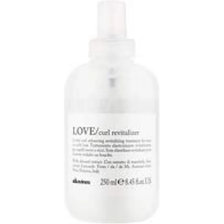 Davines Essential Haircare Love Curl Enhancing Curl Revitalizer Conditioner Spray 250 ml
