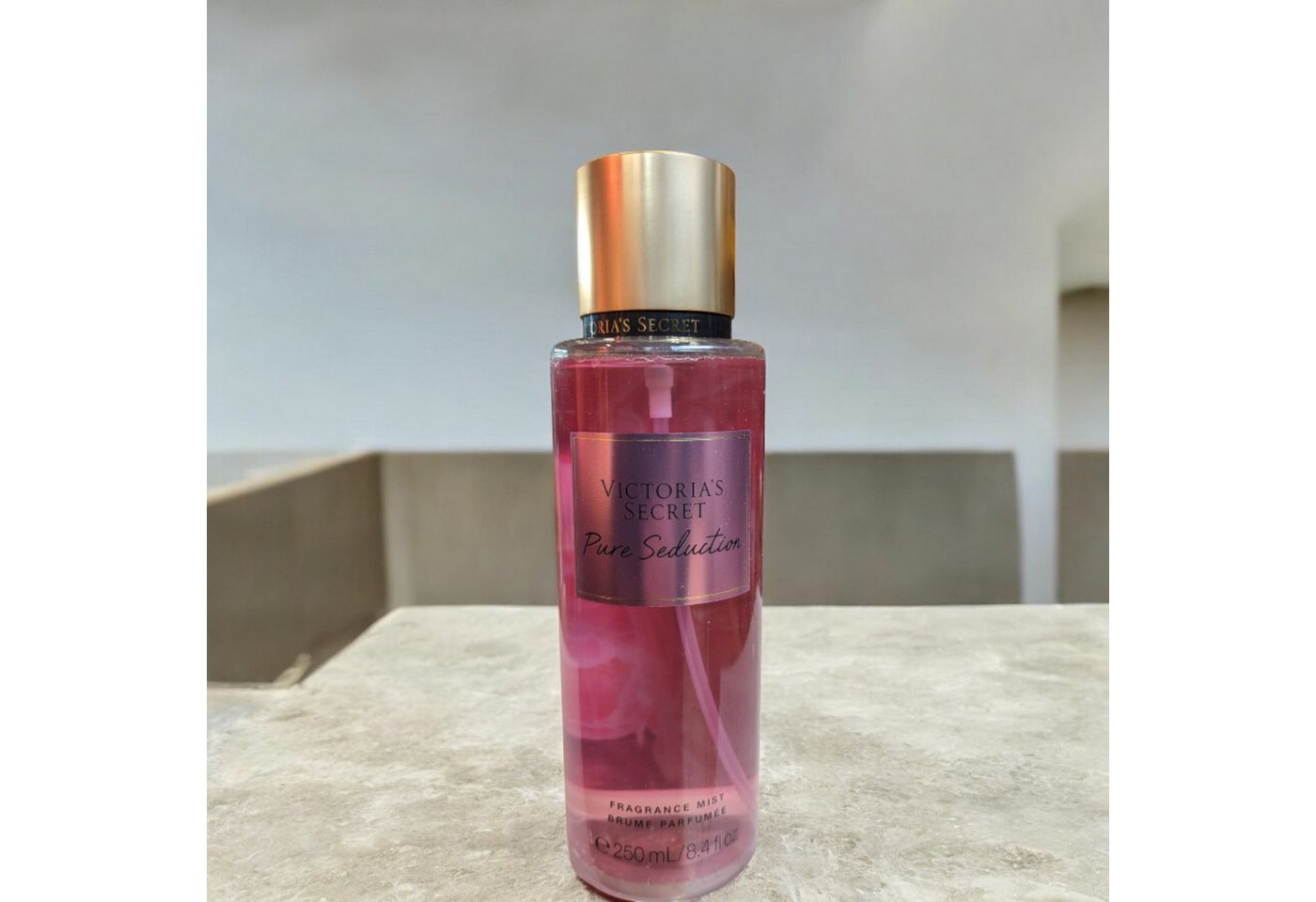 Victoria's Secret Pure Seduction, Bodyspray mit fruchtig-blumigem Duft, 250 ml
