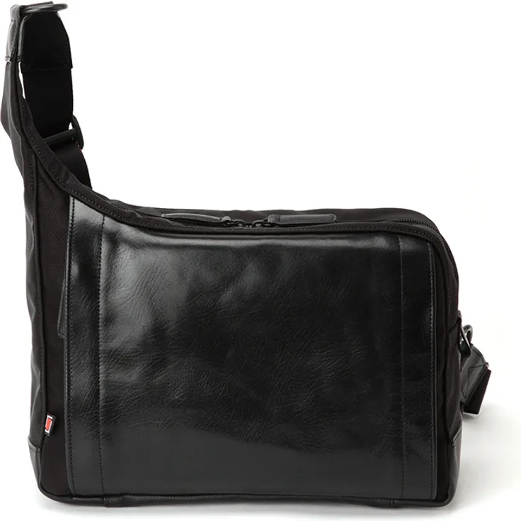 Artisan & Artist Leather/Nylon Sling Camera BAG