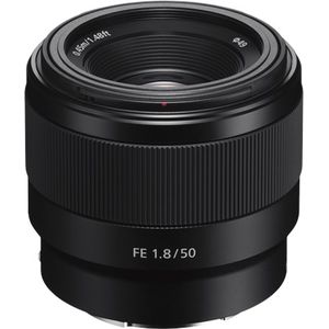 Bild für Sony SEL-50F18F Standard Objektiv (Festbrennweite, 50 mm, F1.8, Vollformat, geeignet für A7, A6000, A5100, A5000 und Nex Serien, E-Mount)