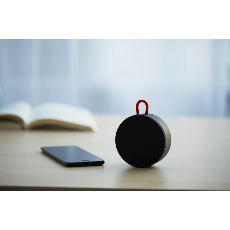 Xiaomi Mi Tragbarer Bluetooth-Lautsprecher, Spritzwasserschutz (IP67), 10 Stunden Akkulaufzeit, grau (BHR4802GL) – Bild 9