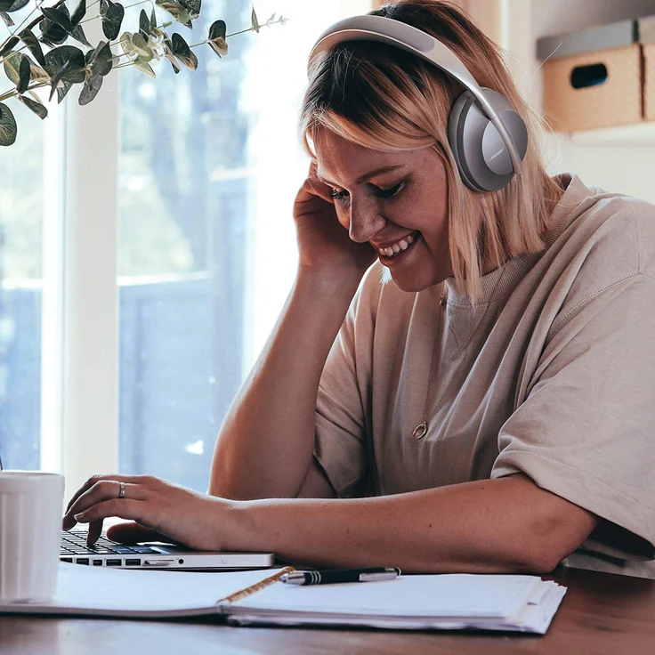Bose Kopfhörer 700 mit Alexa-Integration Over-Ear-Kopfhörer mit Bluetooth, Mikrofon, Noise Cancelling, silber – Bild 16